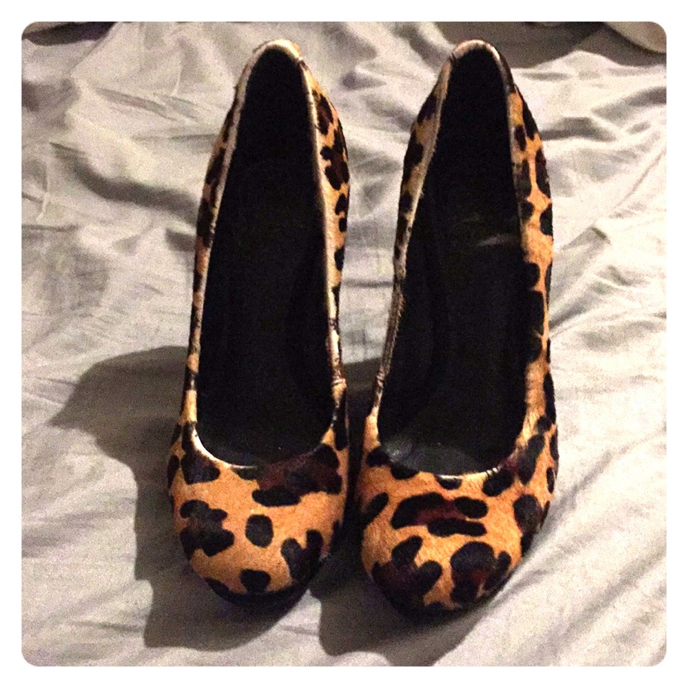 Tory burch calf hair pumps